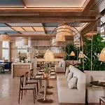 Hotel Me By Melia 5*