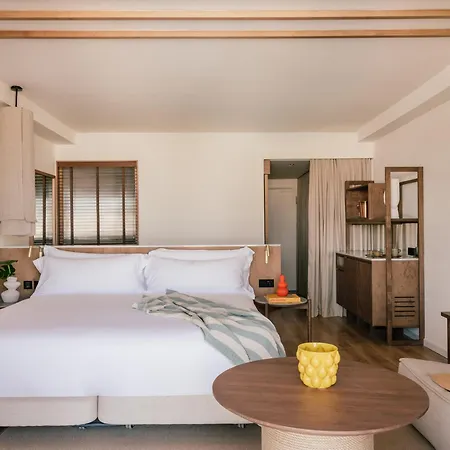 Me By Melia فندق 5*