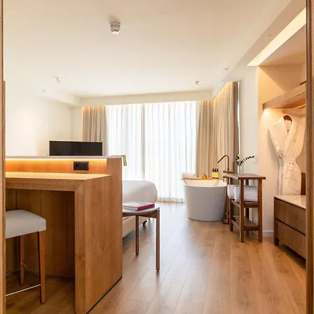 Hotel Me By Melia