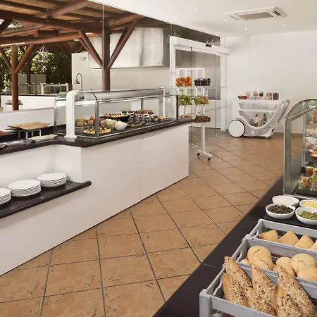 Hotel Me By Meliá 5*